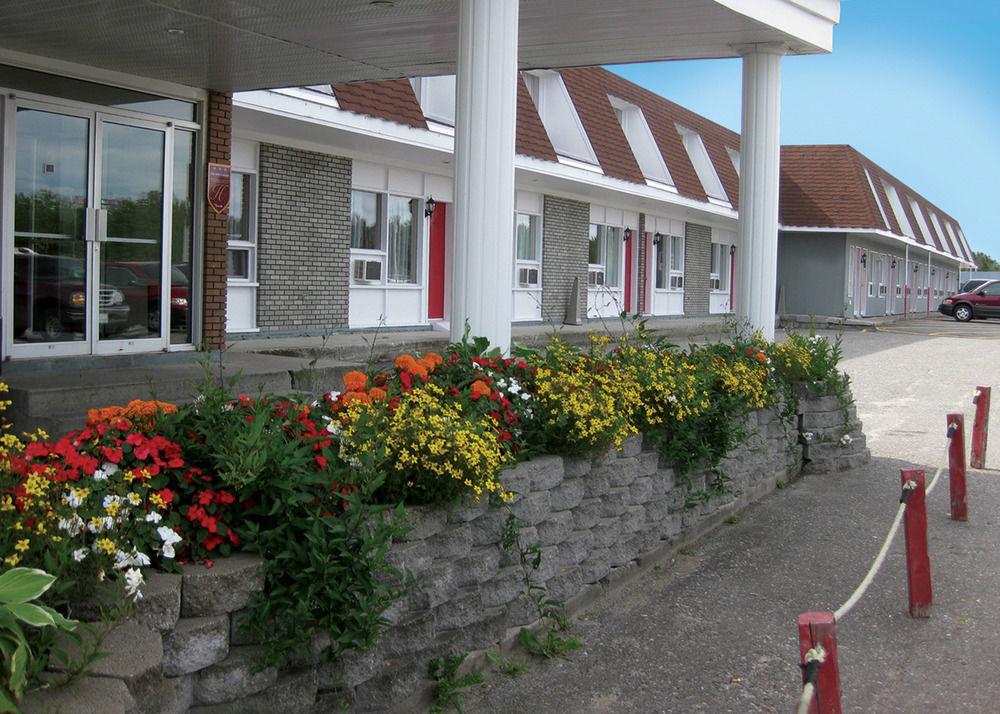 Hotel Matagami Kültér fotó